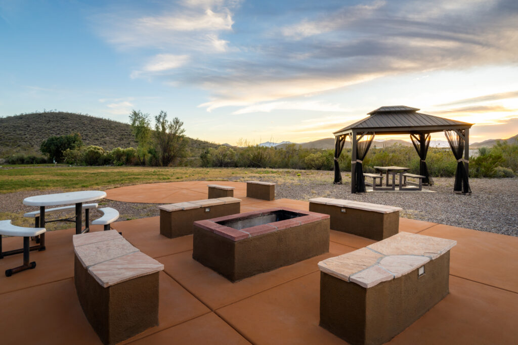 Outdoor seating area with desert view